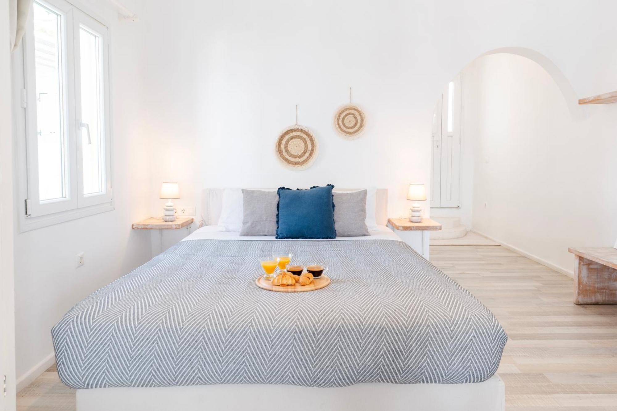 With-Inn Mykonos Suites Tourlos Exterior photo